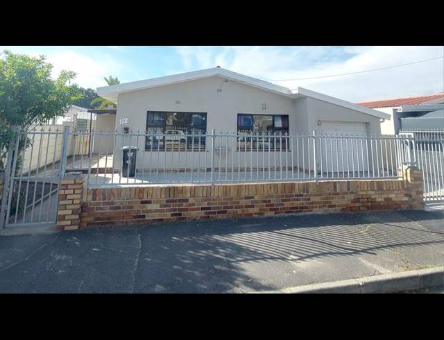 3 BEDROOM PROPERTY TO RENT IN GOODWOOD CENTRAL